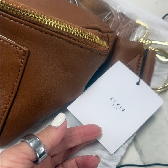 🌷🍁Elkie & Co Tan Leather Women Bag - Picture 3 of 7